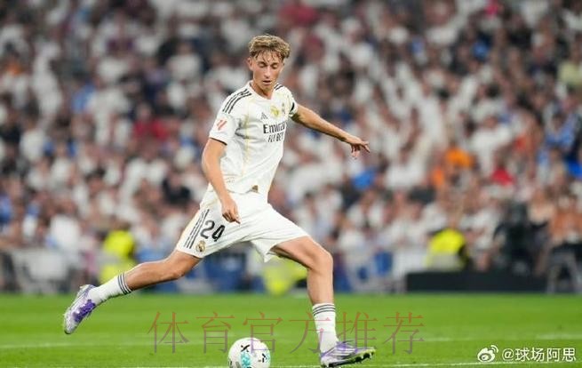 赫伊森身价再涨1000万 现7000万排中卫榜第6